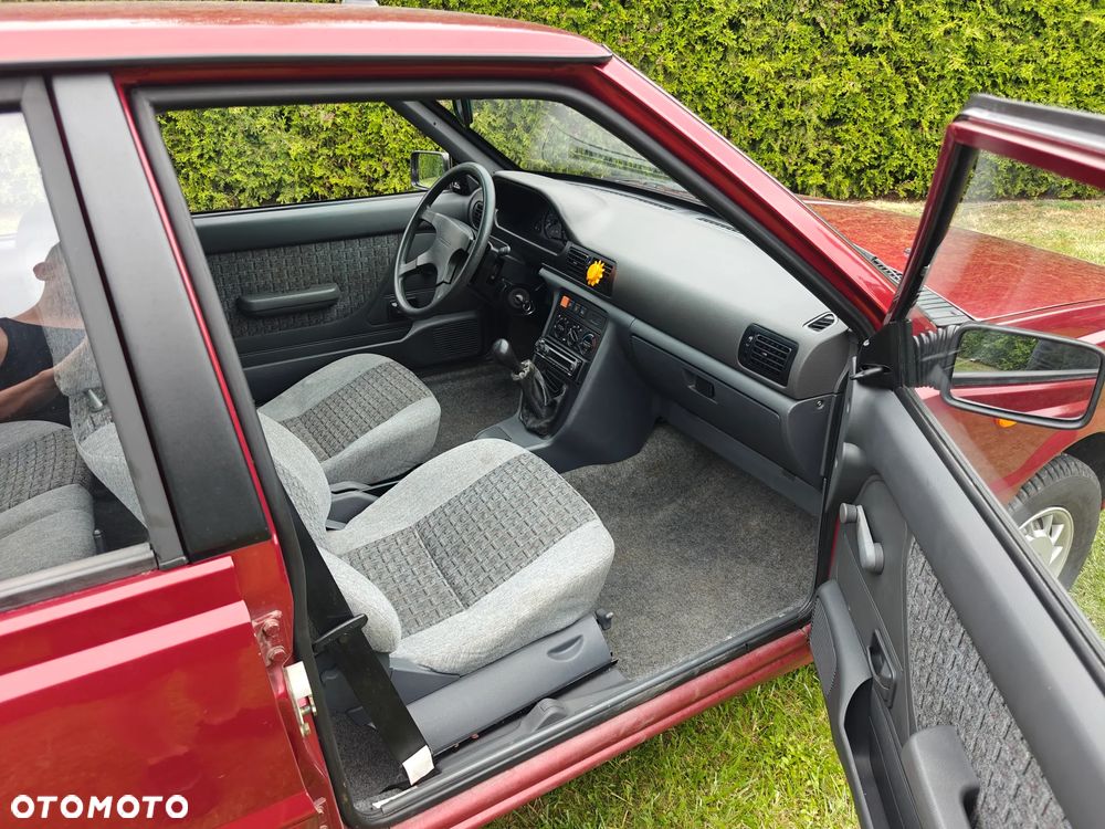 Polonez Caro - 9