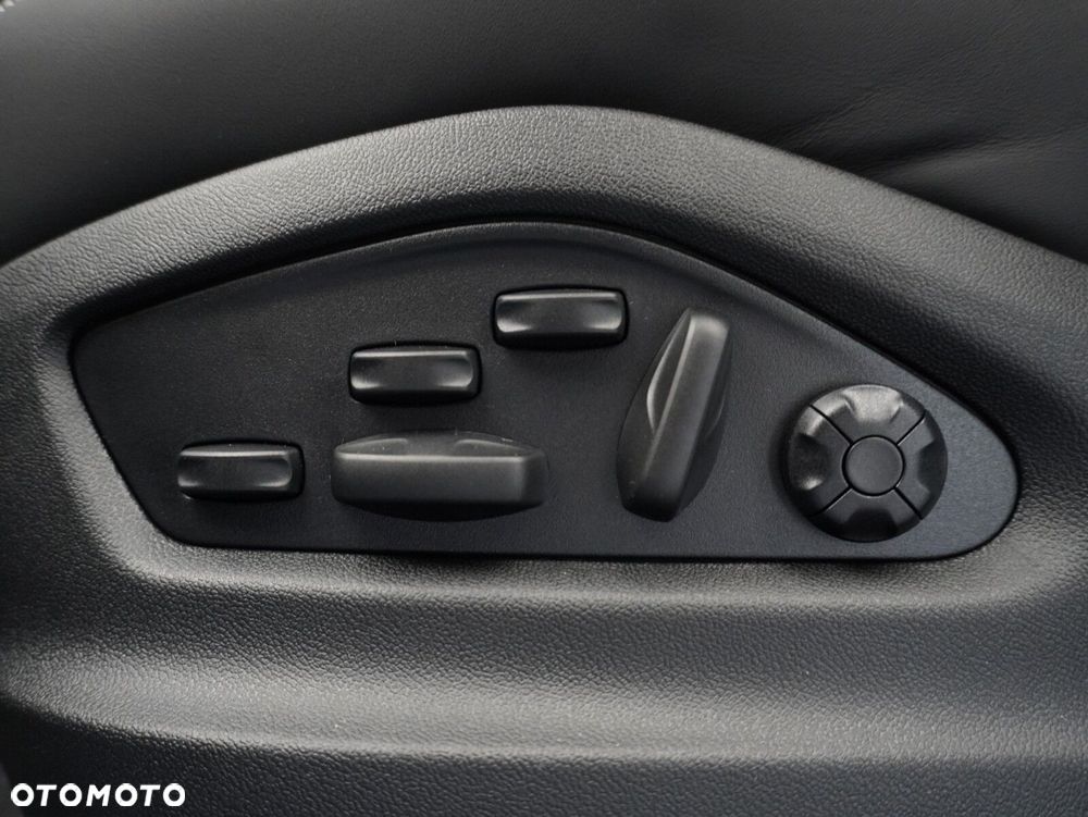 Porsche Cayenne E-Hybrid PHEV Black Edition - 23