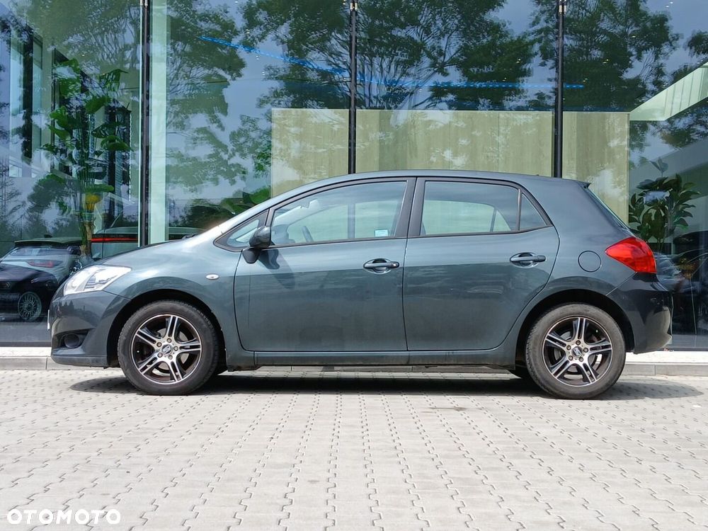 Toyota Auris 1.6 VVT-i Luna MM - 3
