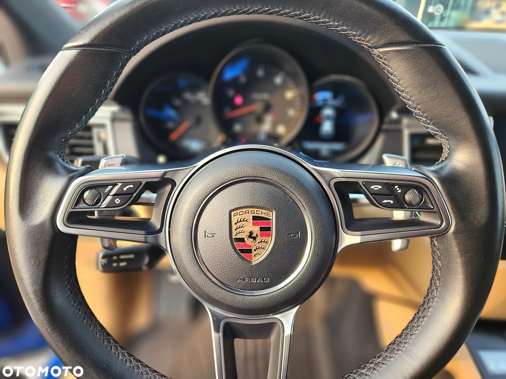 Porsche Macan - 12