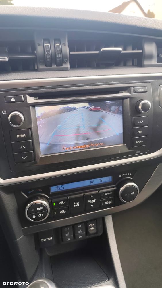 Toyota Auris 2.0 D-4D Luna - 40