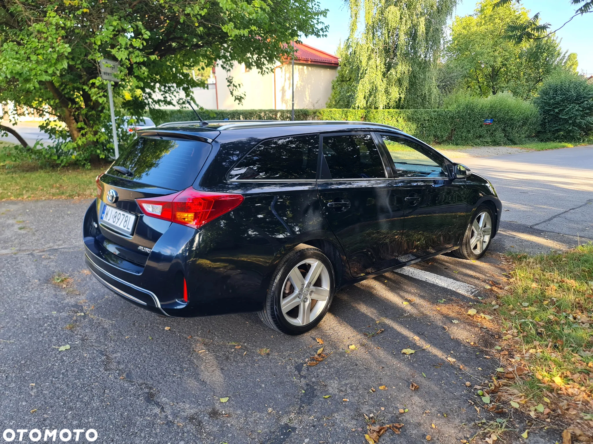 Toyota Auris 1.33 Dual-VVT-i Touring Sports - 10