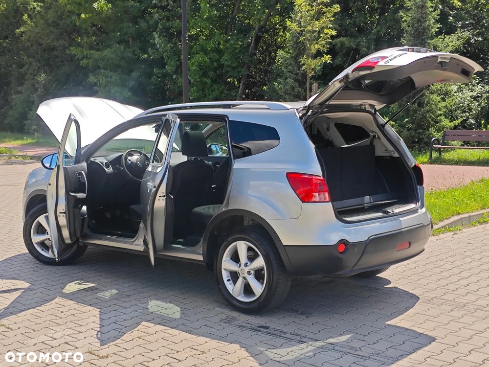 Nissan Qashqai+2 - 12