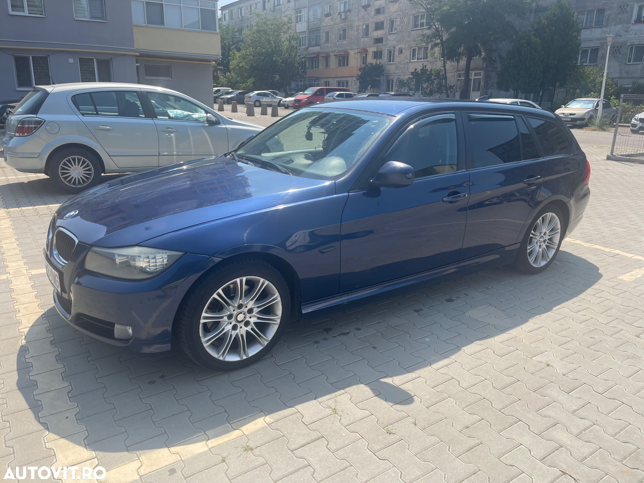 BMW Seria 3 318d - 2