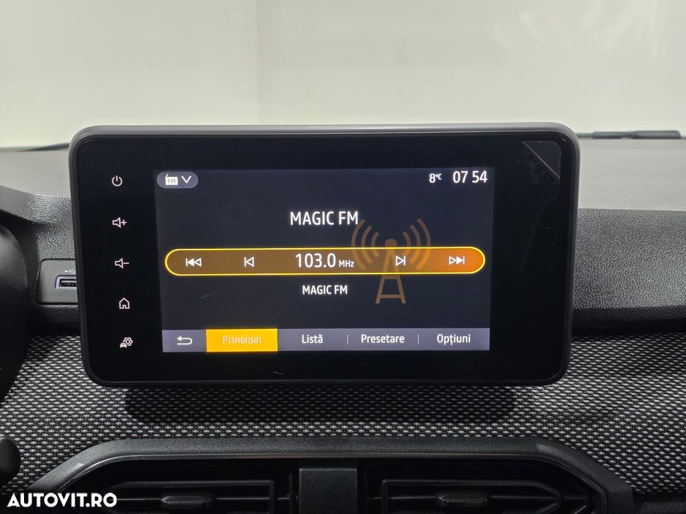 Dacia Logan TCe 90 MT6 Comfort - 5