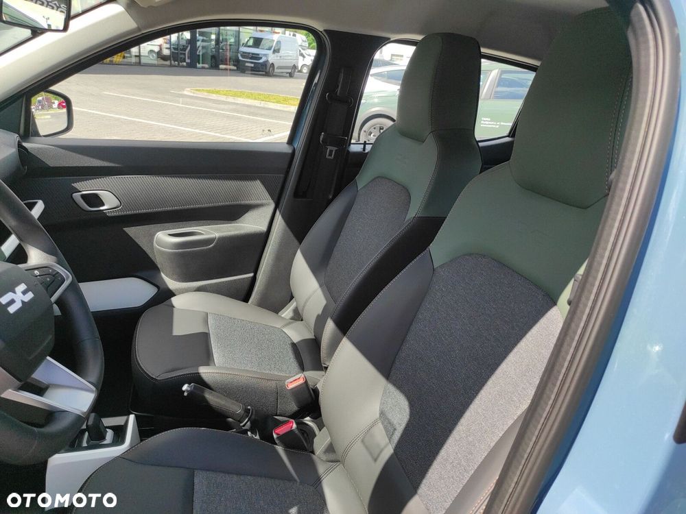 Dacia Spring Electric 24.3kWh 100 Extreme - 11