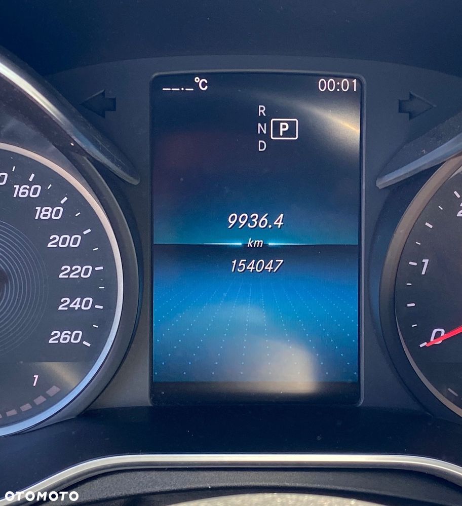 Mercedes-Benz Klasa C 220 d 4MATIC 9G-TRONIC - 16