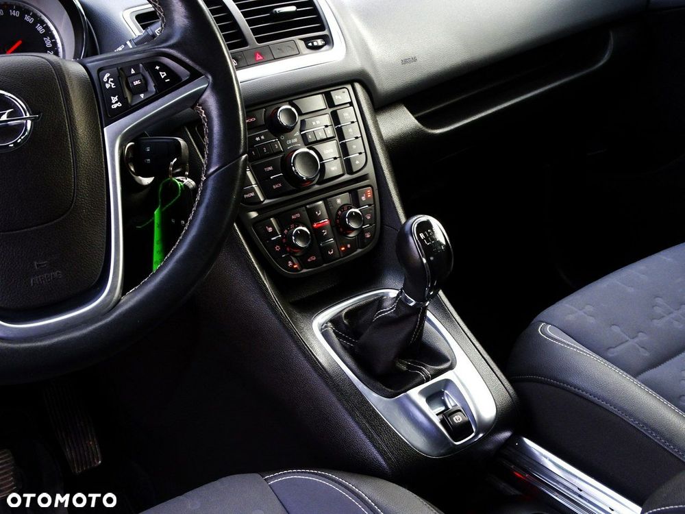 Opel Meriva 1.6 CDTI Cosmo S&S - 32