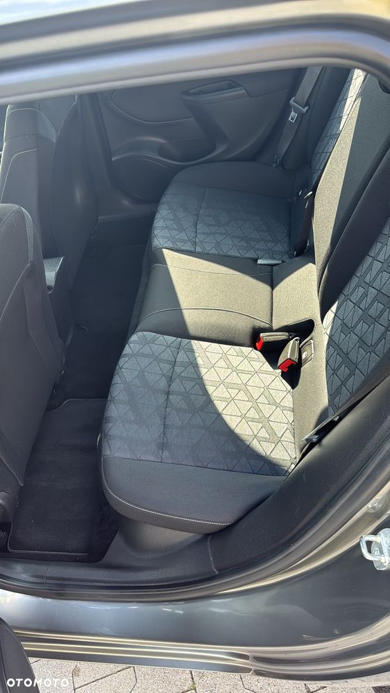 Opel Astra 1.4 Turbo 120 Jahre - 11