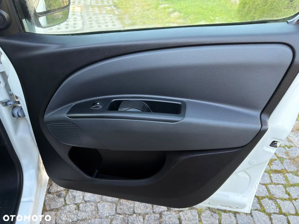 Fiat DOBLO - 16