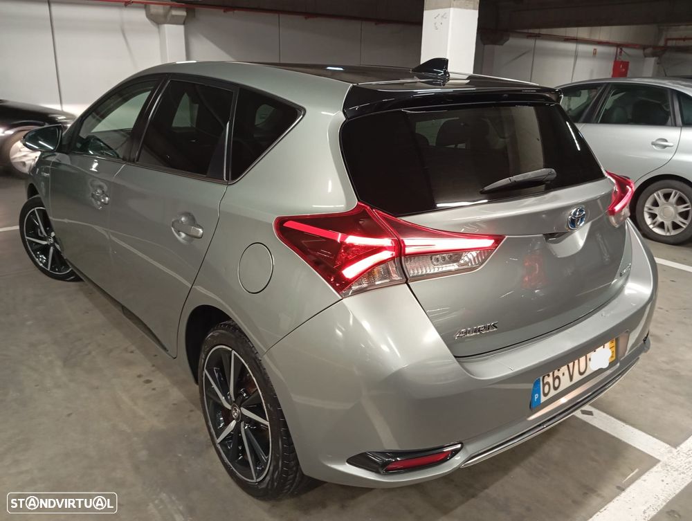Toyota Auris 1.8 HSD Comfort +P.Sport+Navi - 8