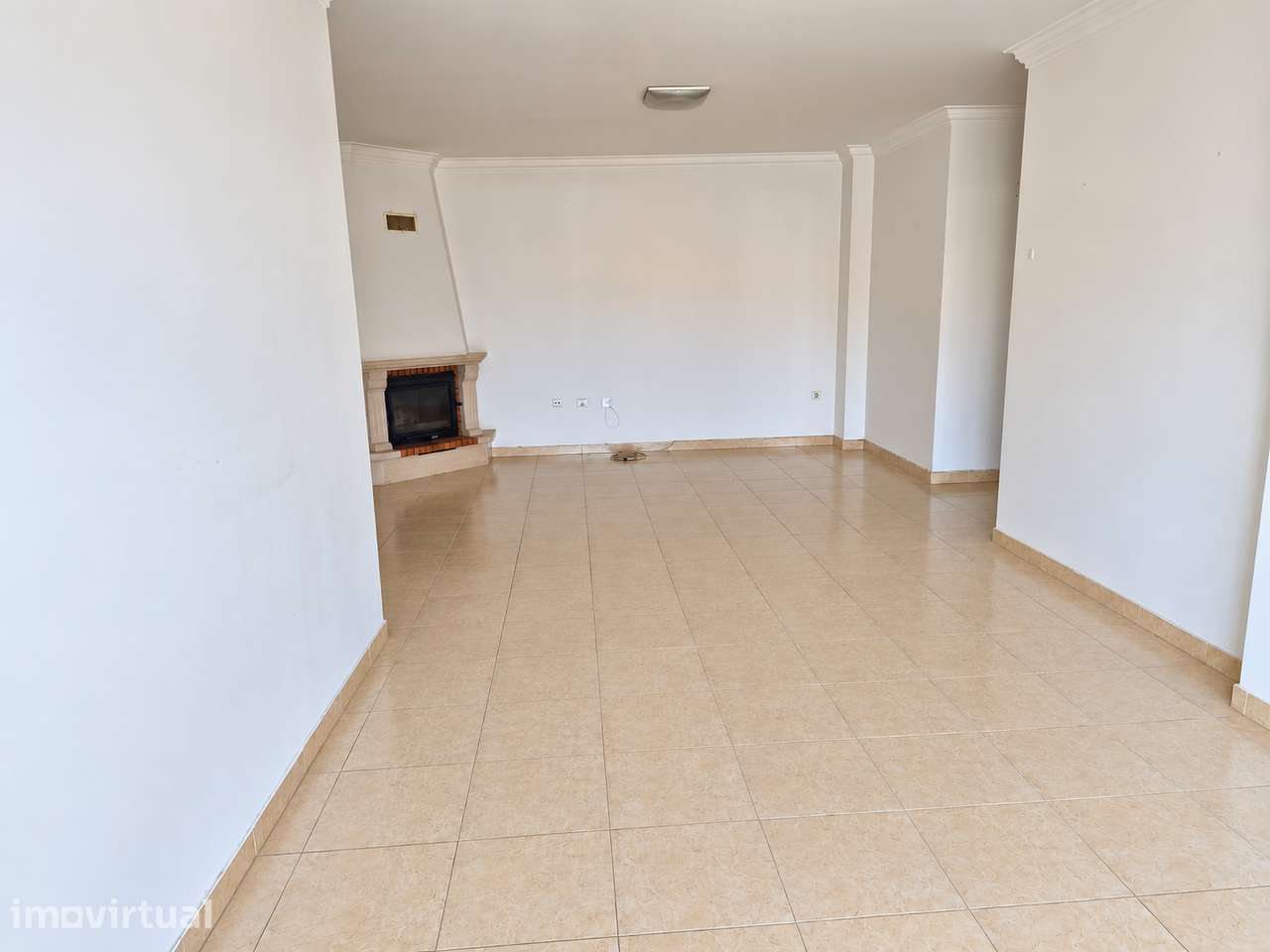 Apartamento T3 com 2 casas de banho e garagem - Grande imagem: 4/16