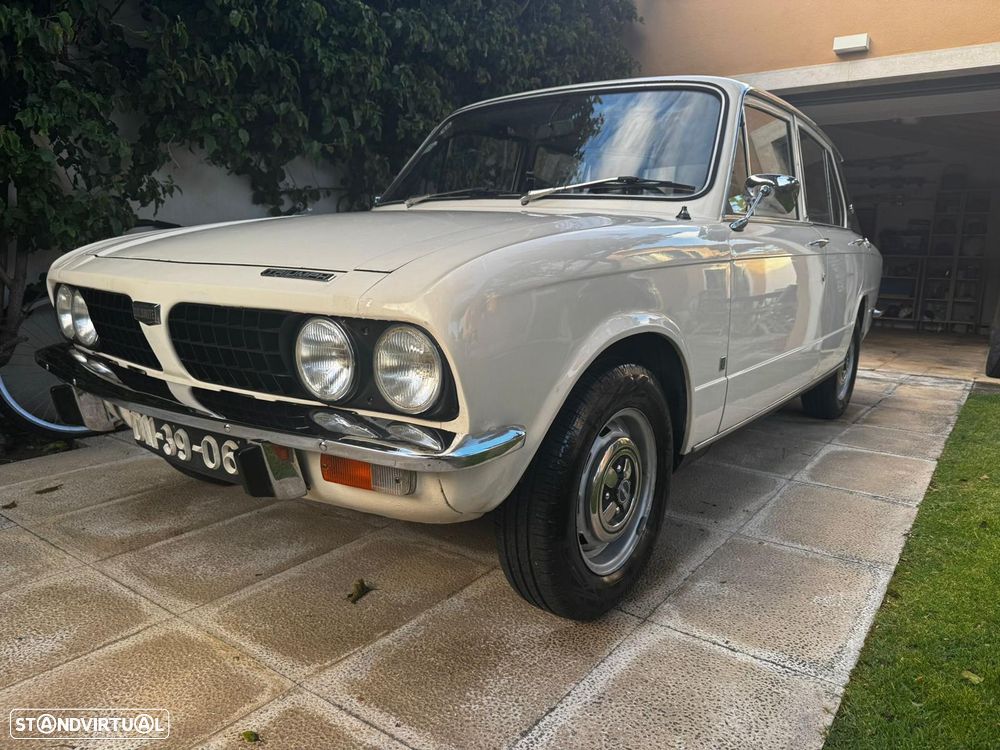 Triumph Dolomite - 1