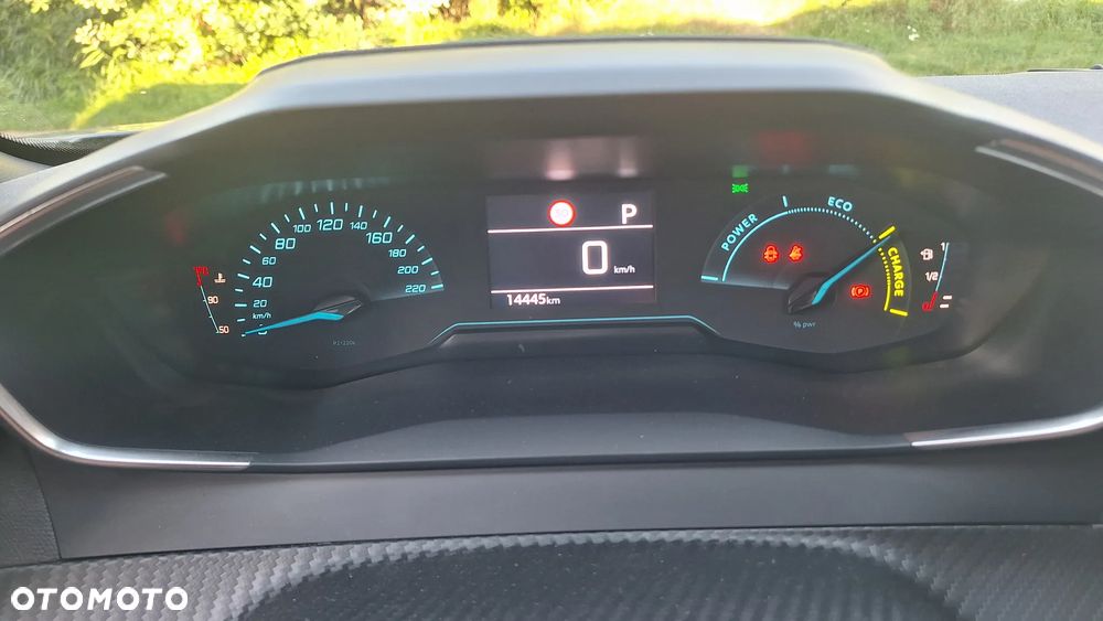 Peugeot 2008 PureTech mHEV Active e-DCS6 - 9