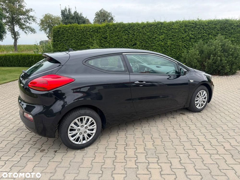 Kia Ceed - 9