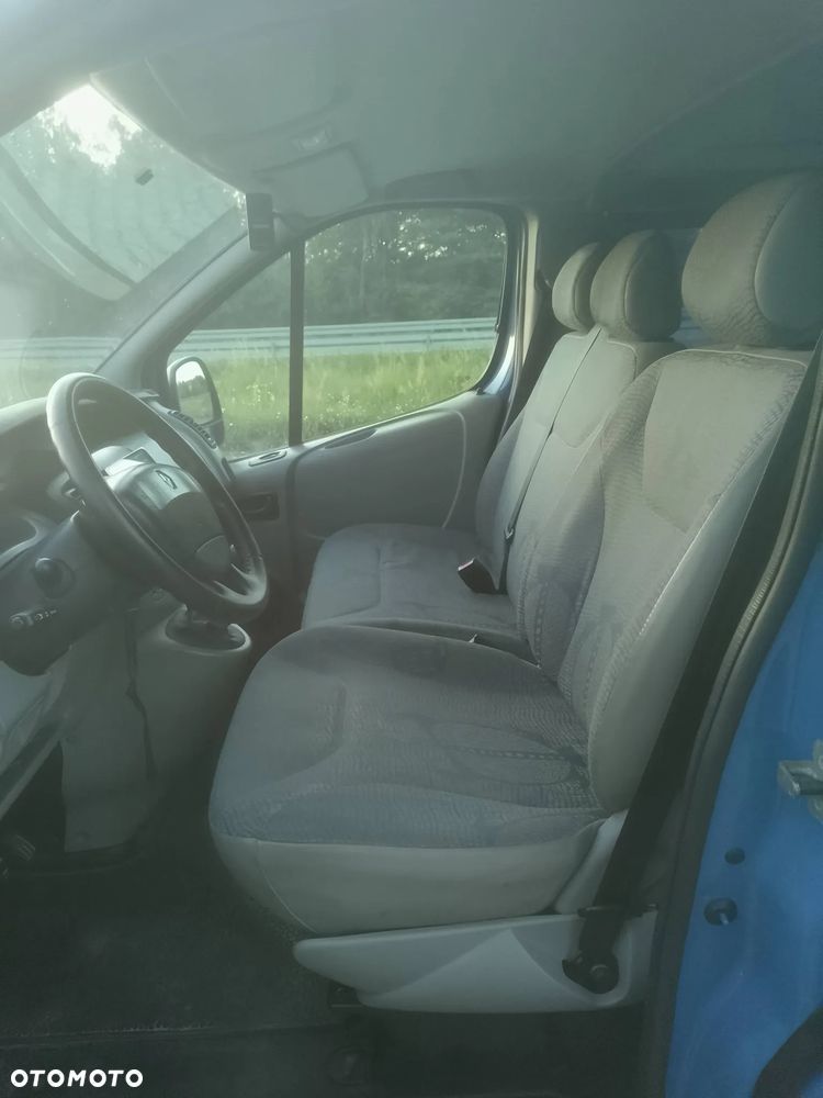Renault Trafic - 14