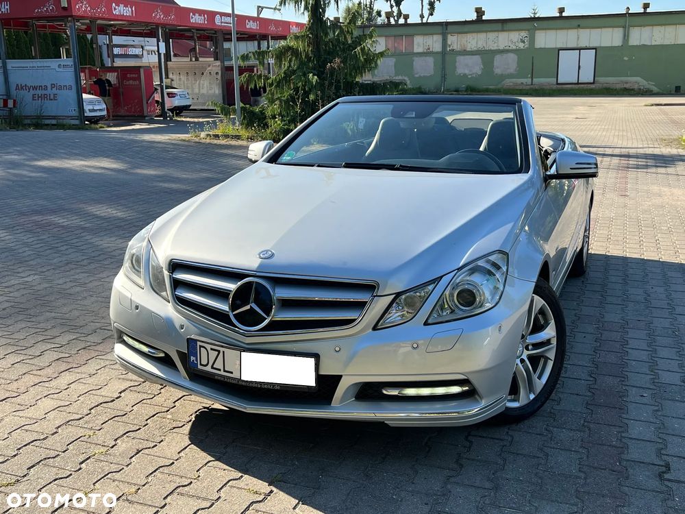 Mercedes-Benz Klasa E - 32