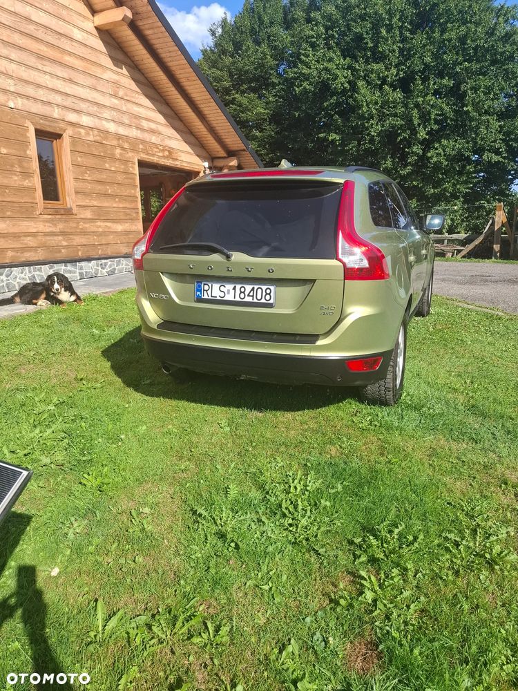 Volvo XC 60 D4 AWD Geartronic Summum - 5