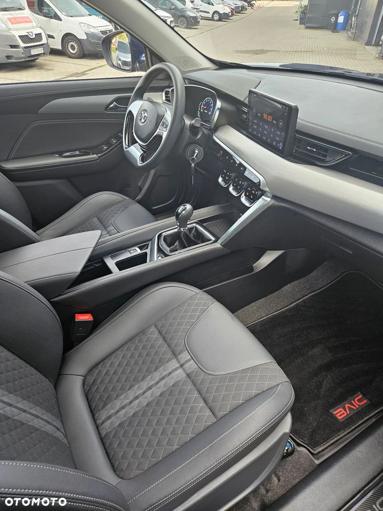 BAIC 3 1.5T Luxury - 13