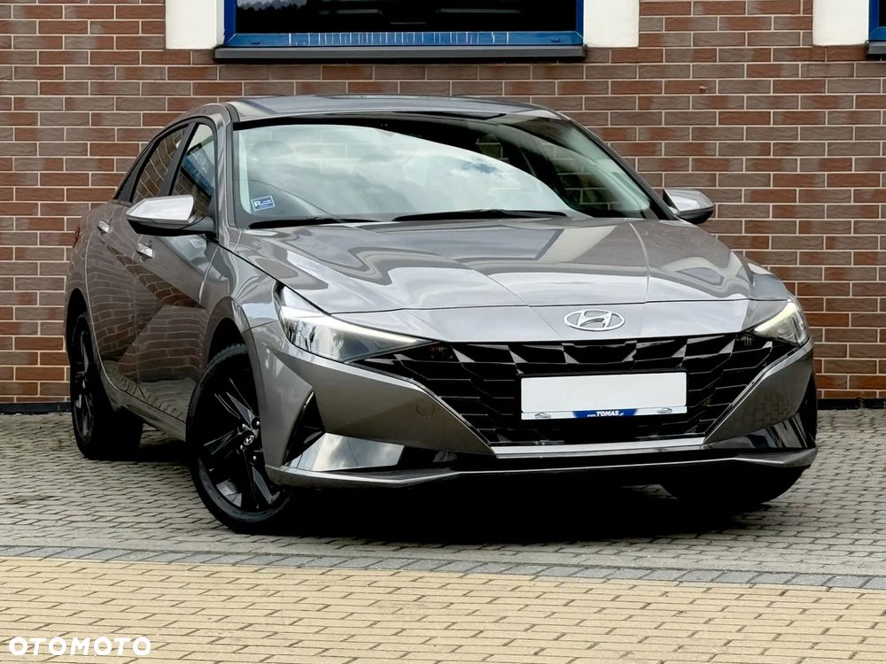 Hyundai Elantra 1.6 Smart CVT - 2