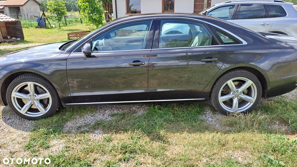 Audi A8 4.2 TDI Quattro - 4