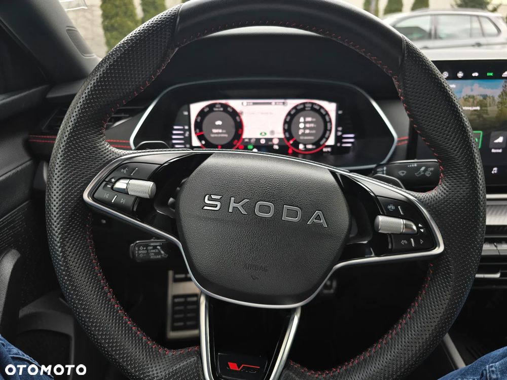 Skoda Octavia 2.0 TSI RS DSG - 25