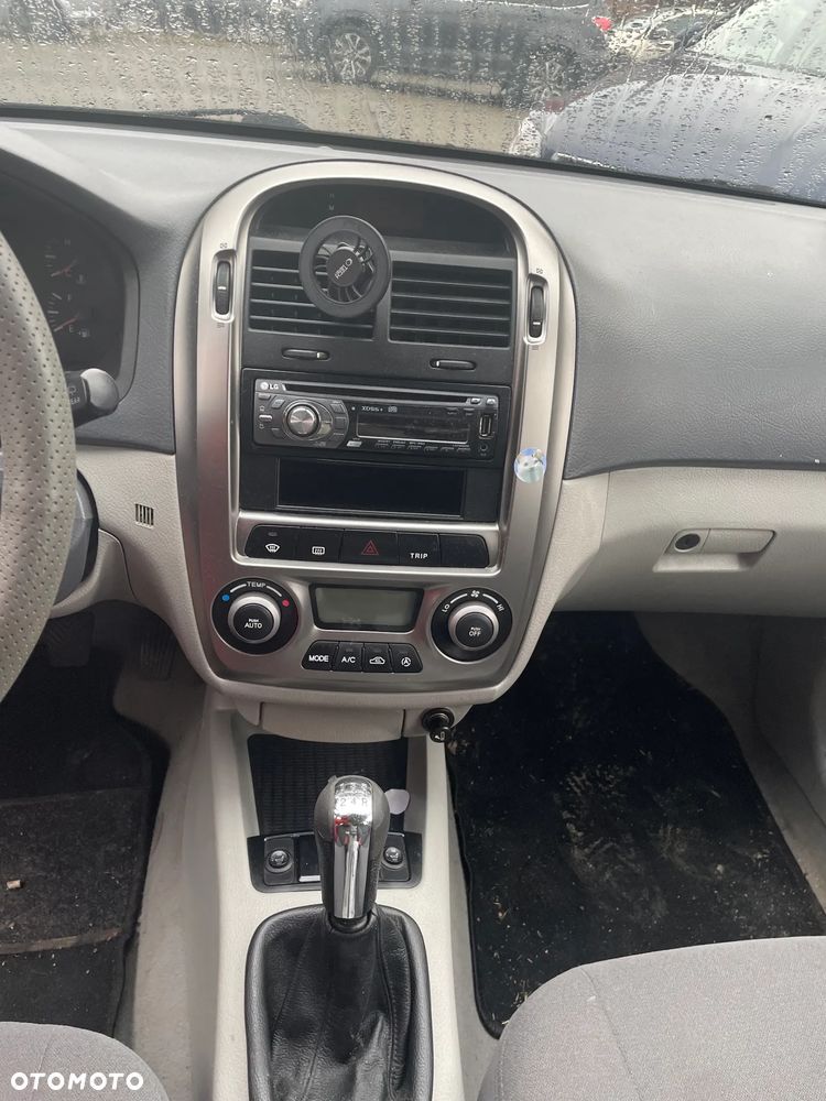 Kia Cerato 1.6 Comfort + - 3