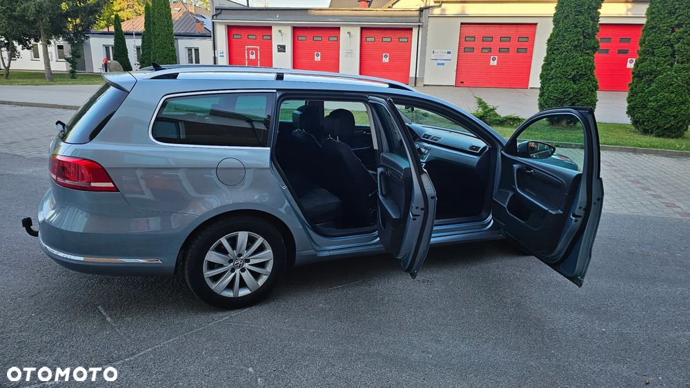 Volkswagen Passat 2.0 TDI Comfortline - 21