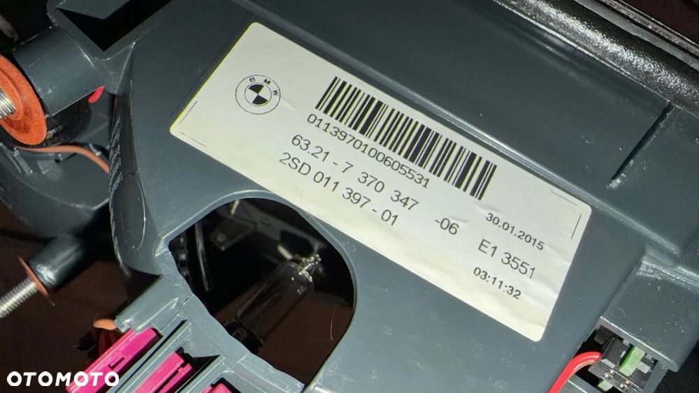 LAMPA LEWY TYŁ W KLAPĘ 7370347 BMW F11 LIFT EUR - 3