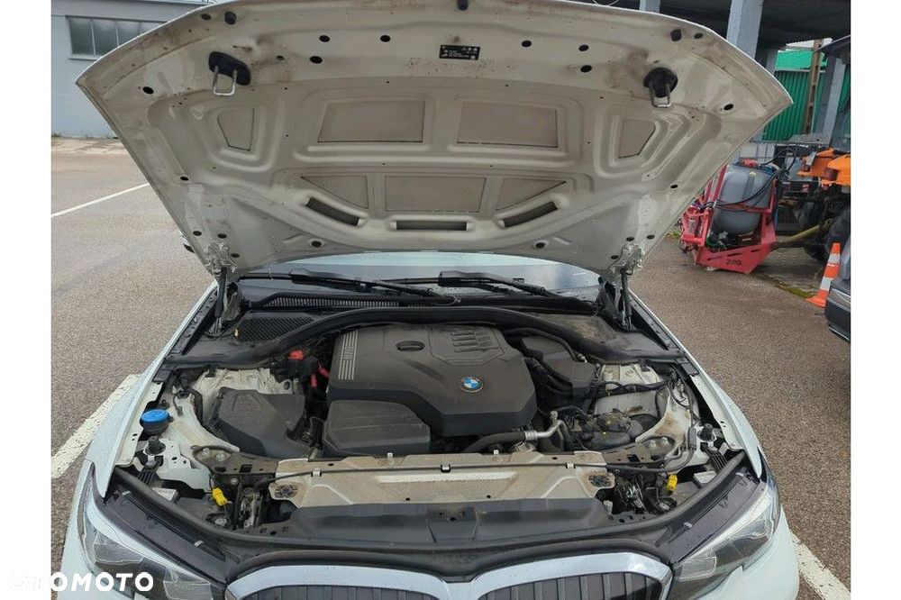 BMW Seria 3 - 15
