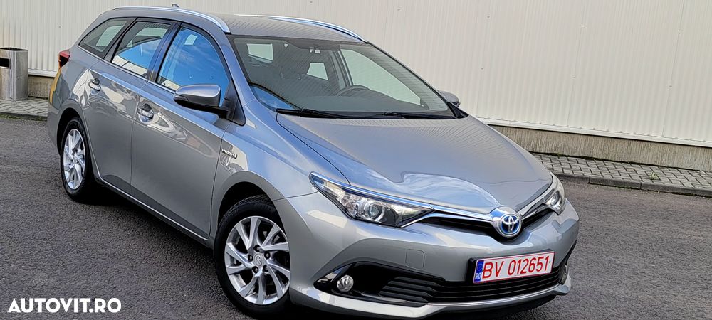 Toyota Auris - 4