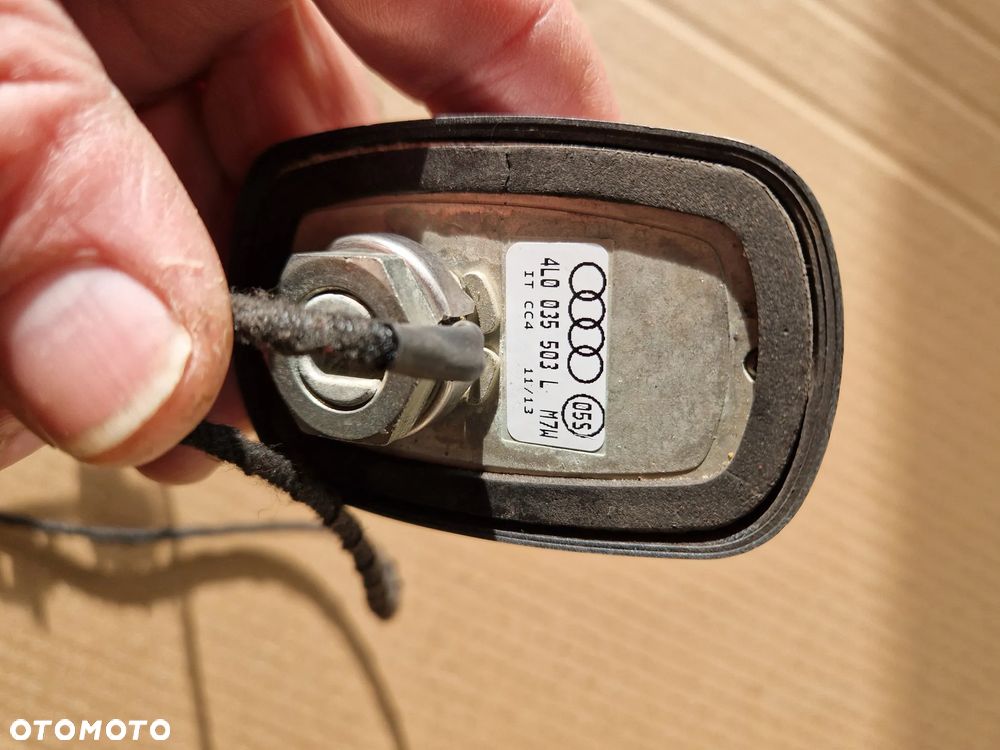 ANTENA DACHOWA AUDI Q7 lift 4L0035503L - 14