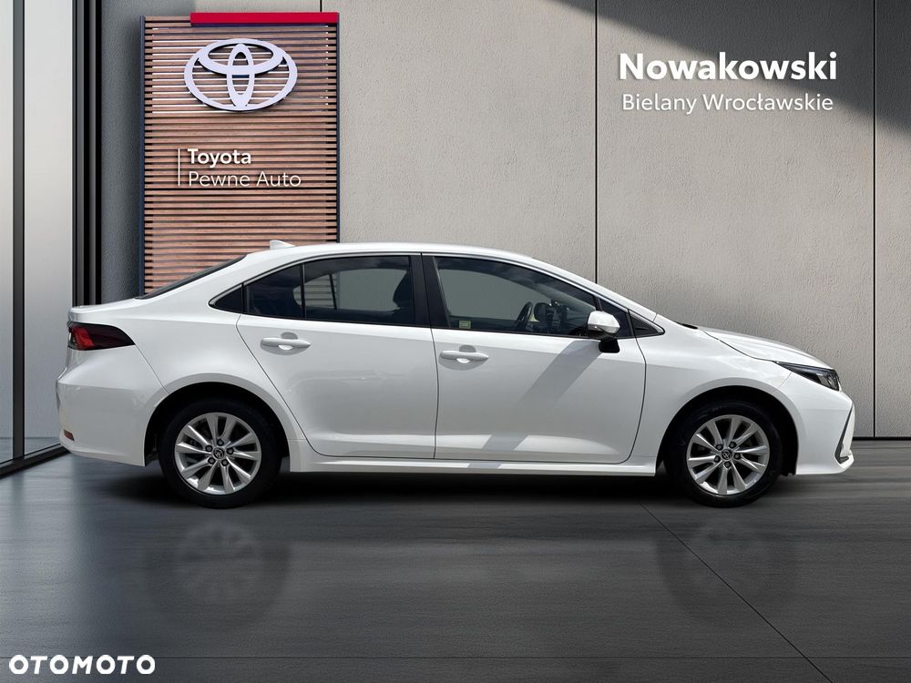 Toyota Corolla 1.8 Hybrid Comfort - 27