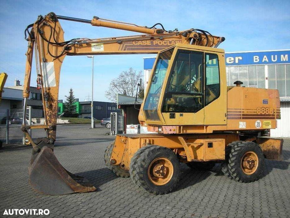 Dezmembrare utilaj de constructii CASE 888BP - 1