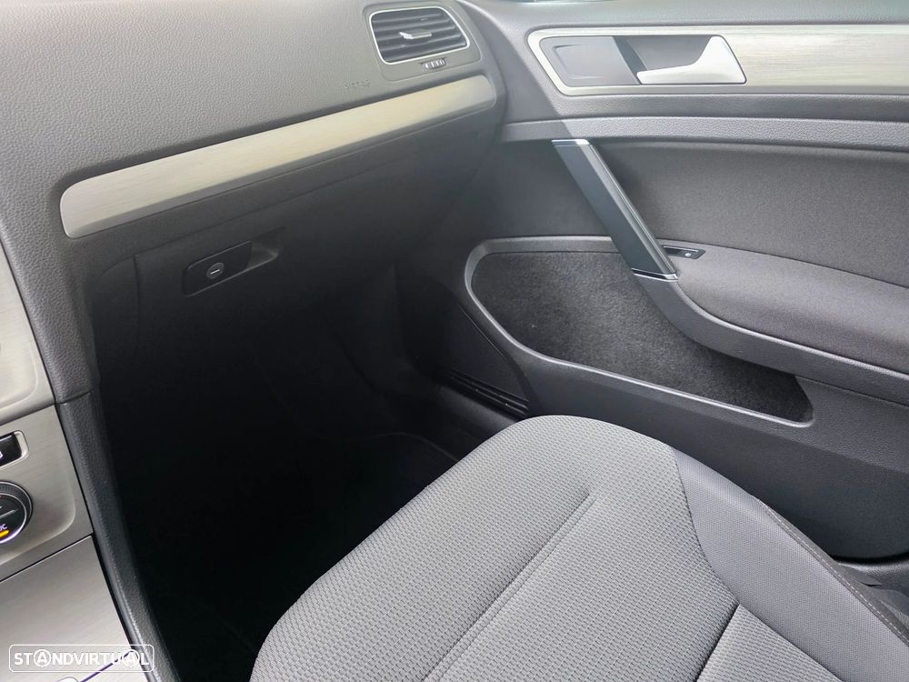VW Golf 1.6 TDi GPS Edition - 35