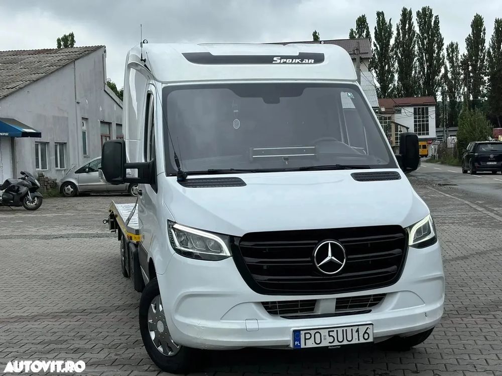 Mercedes-Benz Sprinter - 10