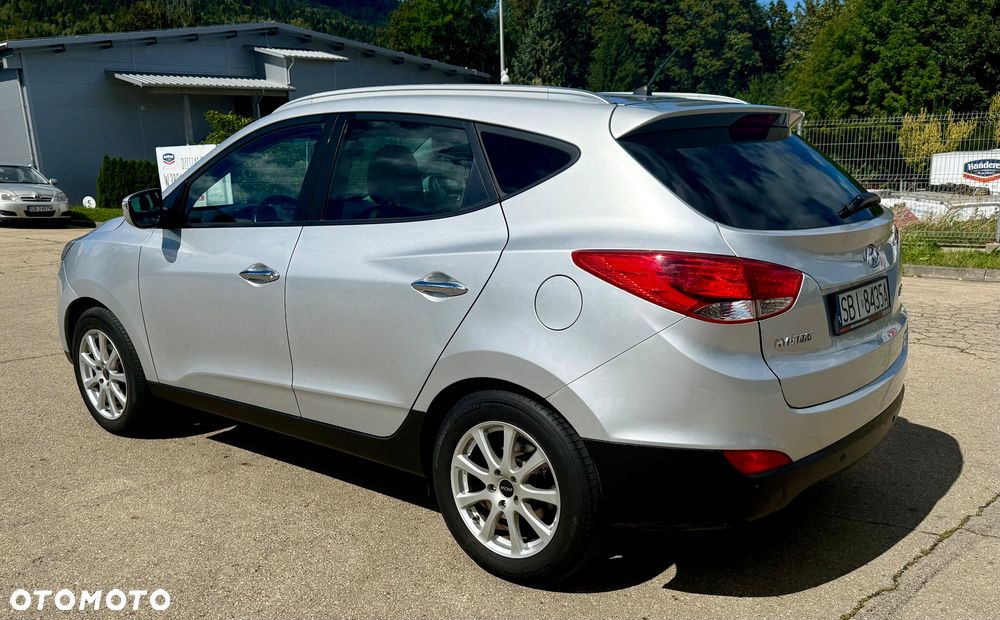 Hyundai Tucson - 2