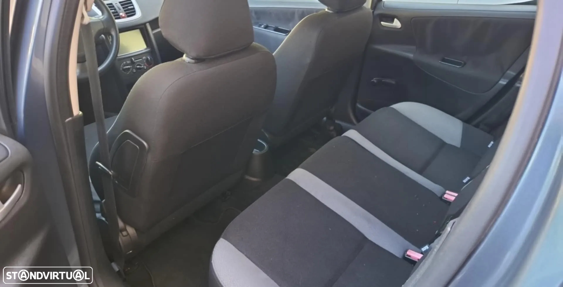 Peugeot 207 1.4 16V Open - 11
