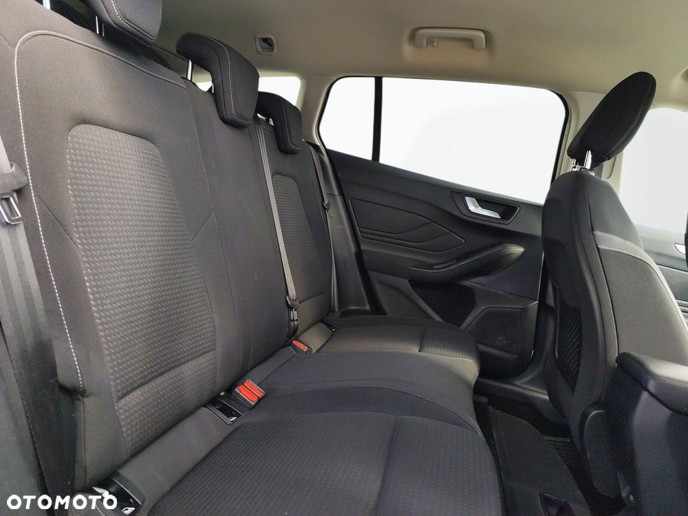 Ford Focus - 17