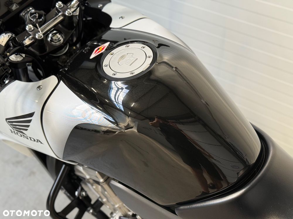 Honda CBF - 30