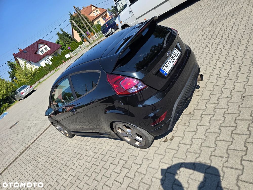 Ford Fiesta ST2 - 7