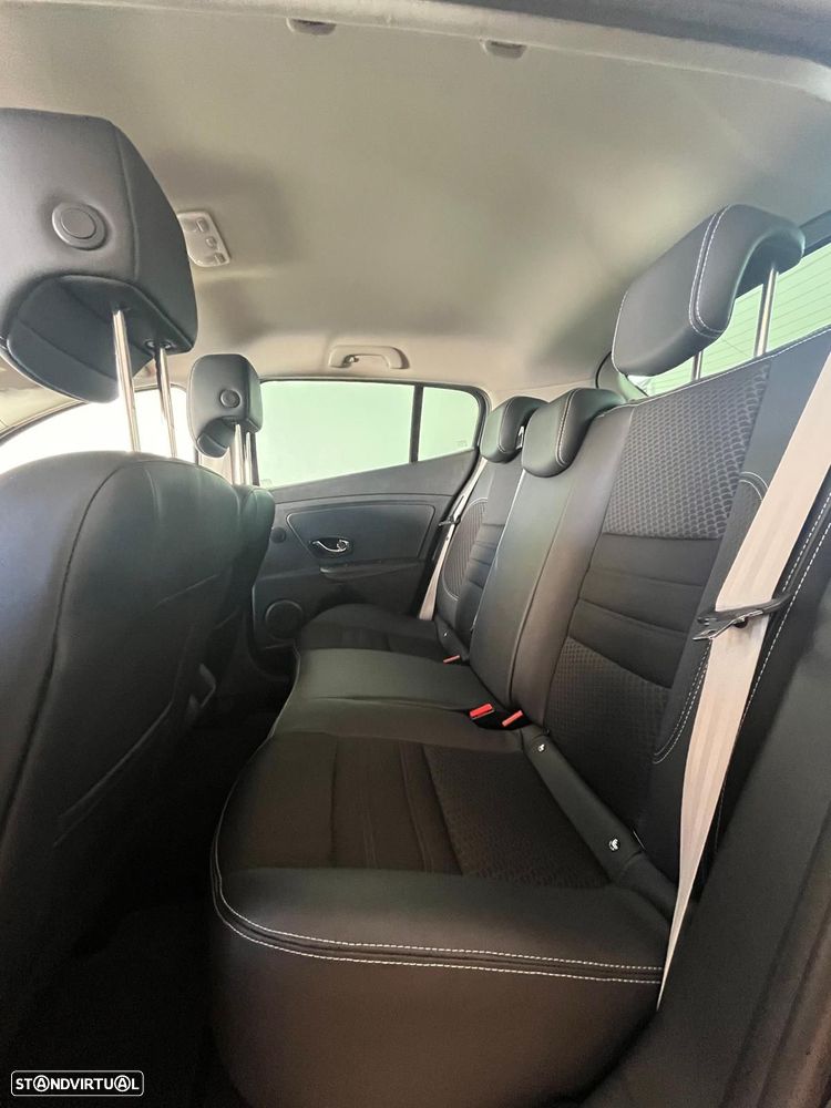 Renault Mégane 1.6 dCi Bose Edition - 9