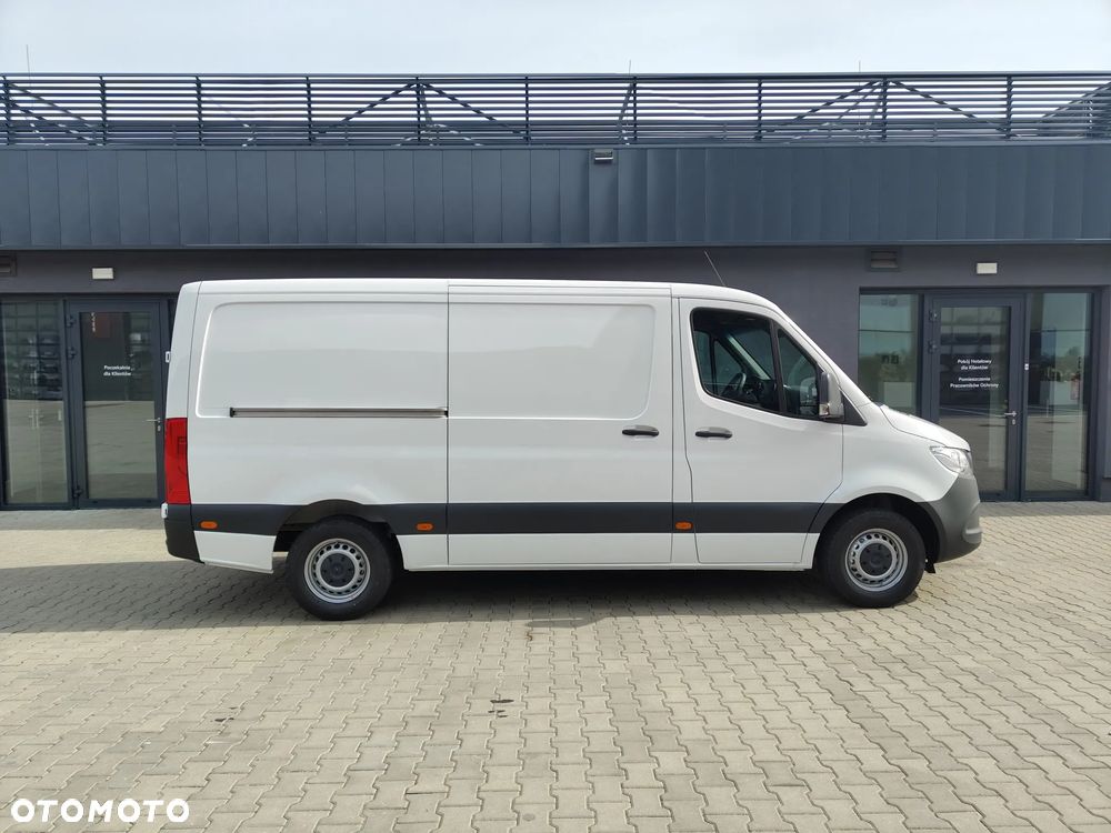 Mercedes-Benz Sprinter - 7