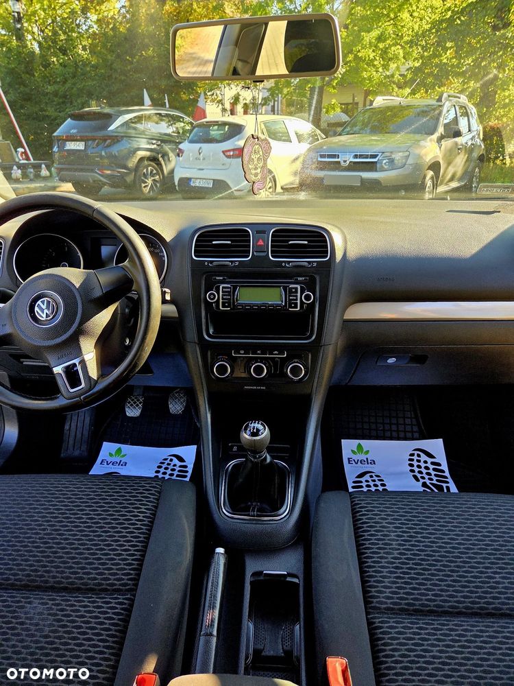 Volkswagen Golf - 8