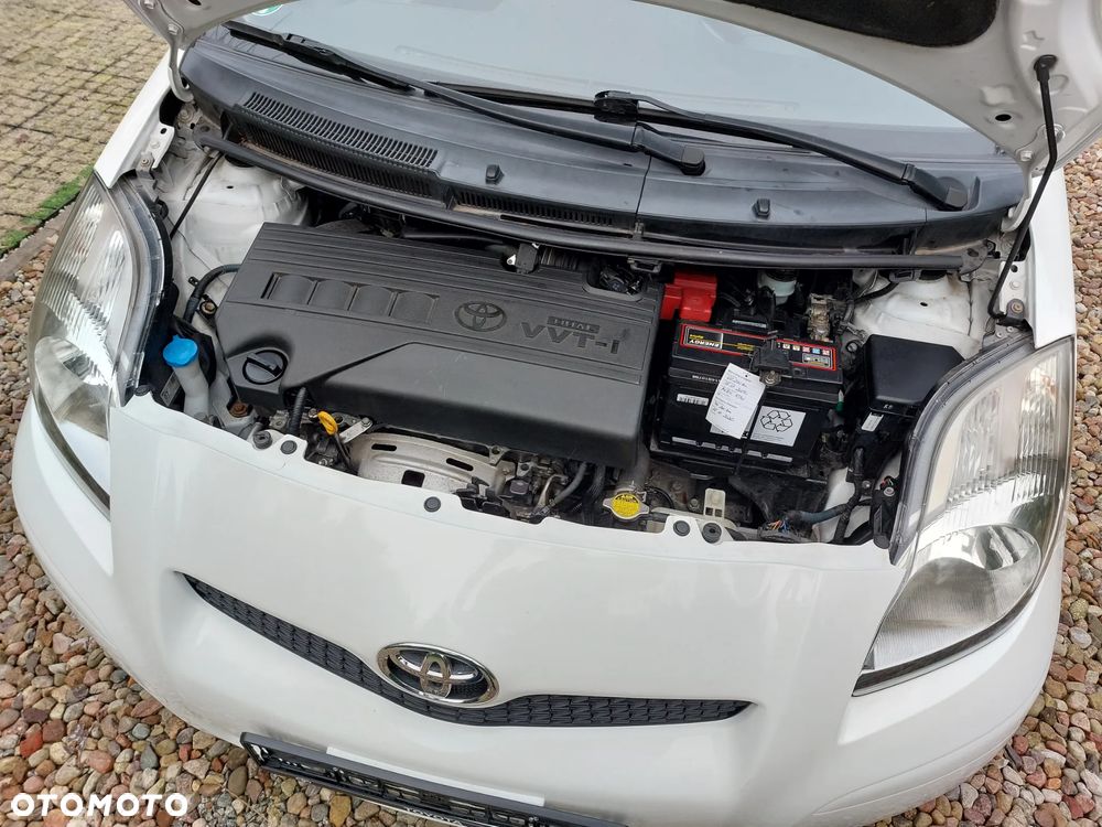 Toyota Yaris 1.33 VVT-i Edition - 11