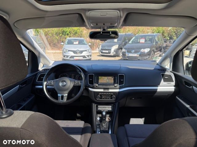 Volkswagen Sharan - 32