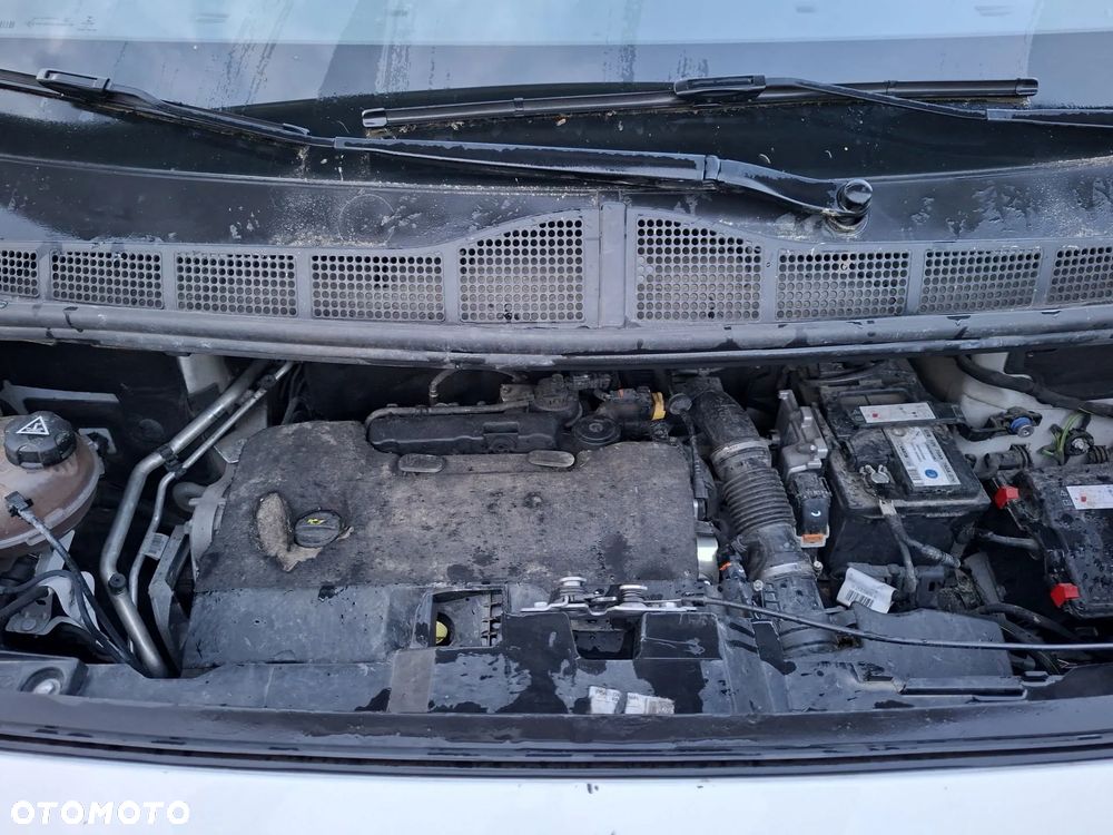 Opel Vivaro - 22