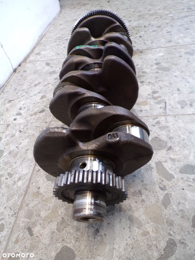 WAŁ KORBOWY VOLKSWAGEN AUDI 2.0 TDI - 3