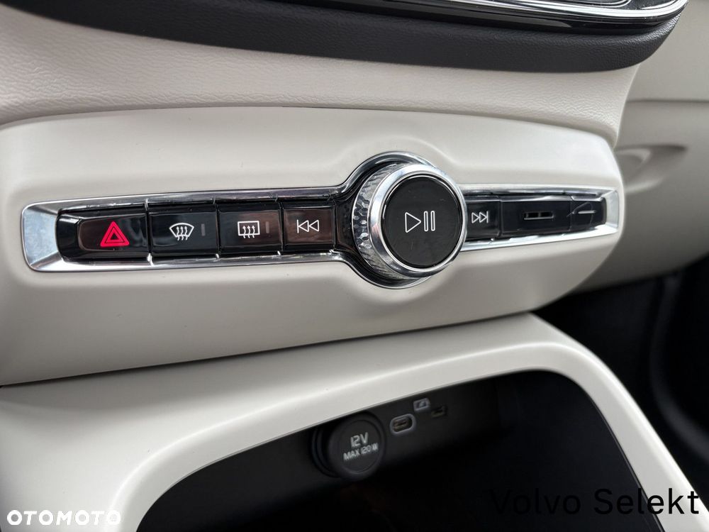 Volvo XC 40 - 17