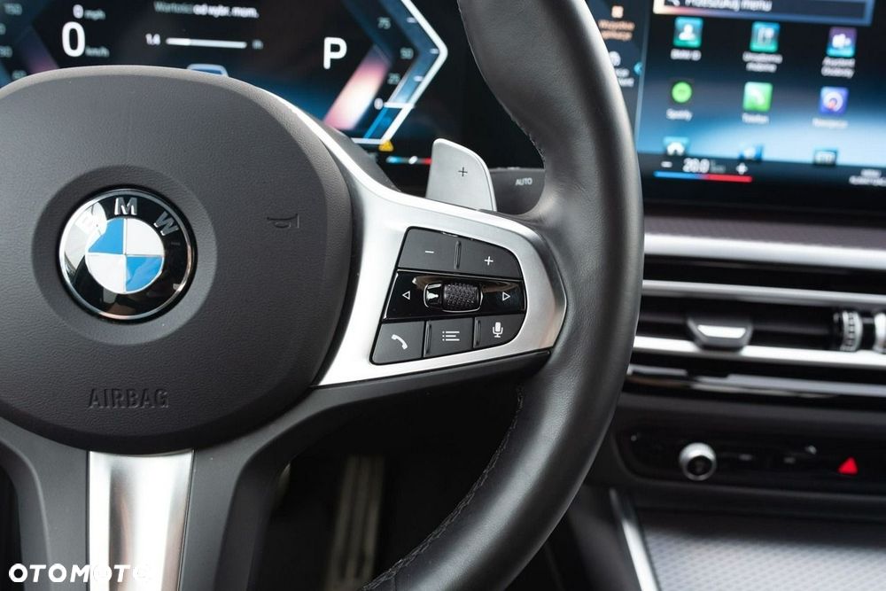 BMW Seria 3 318i M Sport - 14